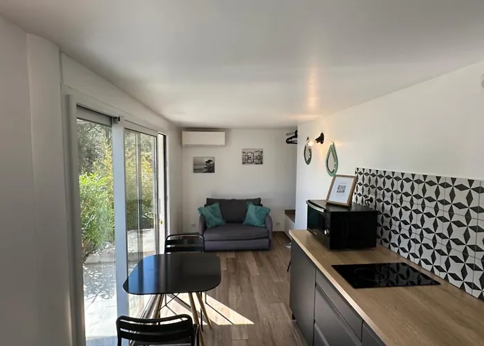 Dom wakacyjny - Maison Mediterranee - Piscine Chauffee A 30c